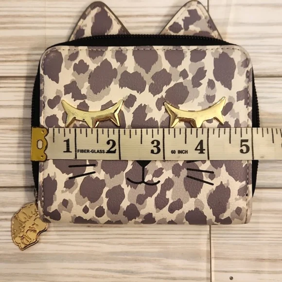 Womens Betsey Johnson Luv Betsey leopard print small cat wallet. - Picture 9 of 11